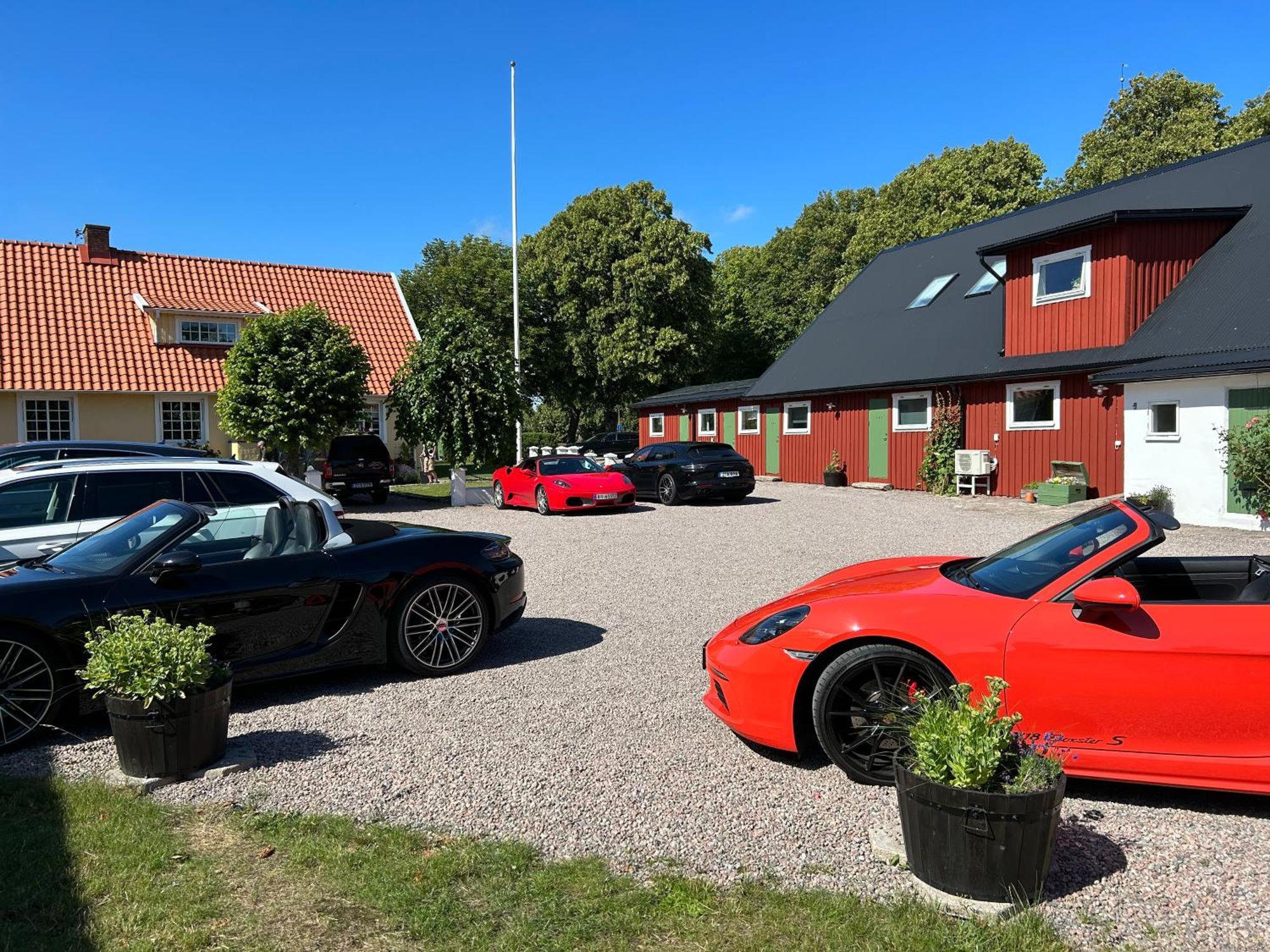 Halmstad Gardshotell Bagian luar foto